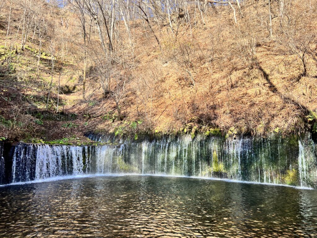 shiraitonotaki-whole-picture-1